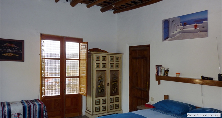 P796C-Main-bedroom